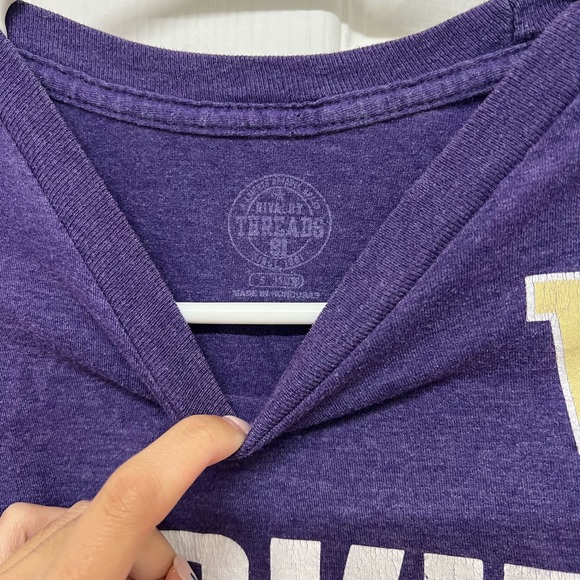UW University of Washington T Shirt - Picture 3 of 3